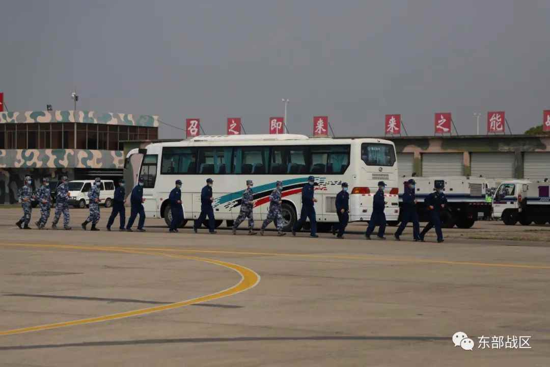 ��������Ա��λ��